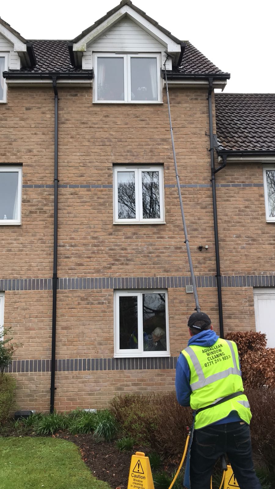 Fascias Cleaning