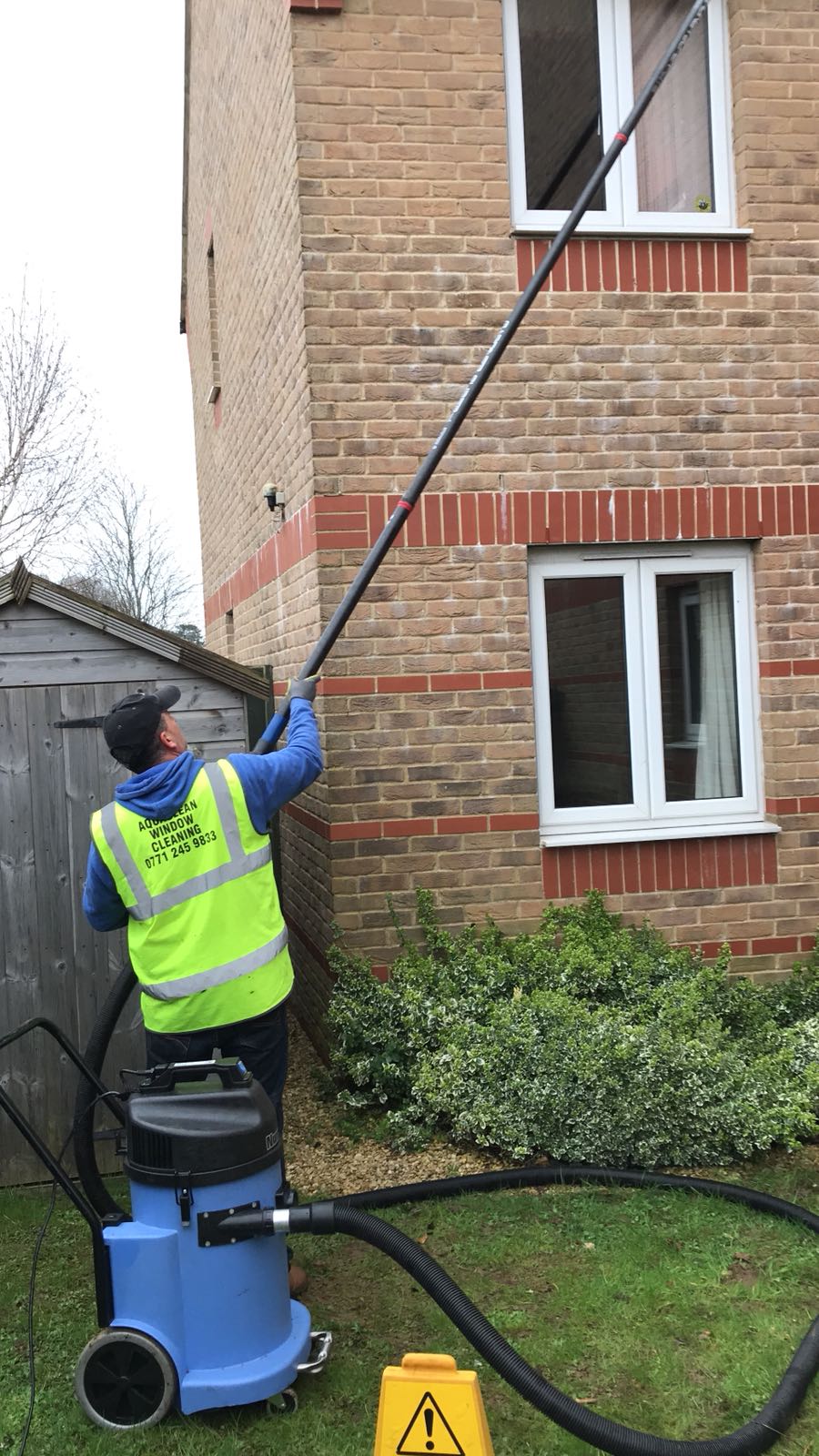 Gutter Cleaning Vacuum