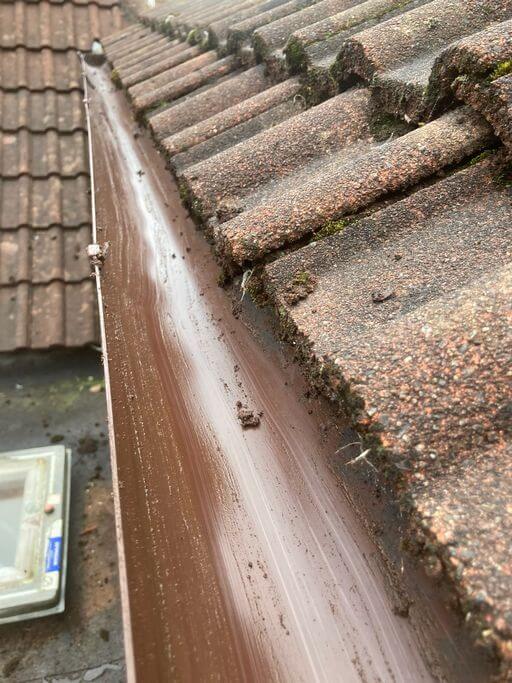 Gutter Cleaning – After